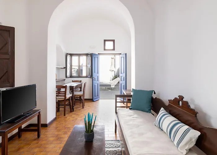 מלון Delion Sea 4*