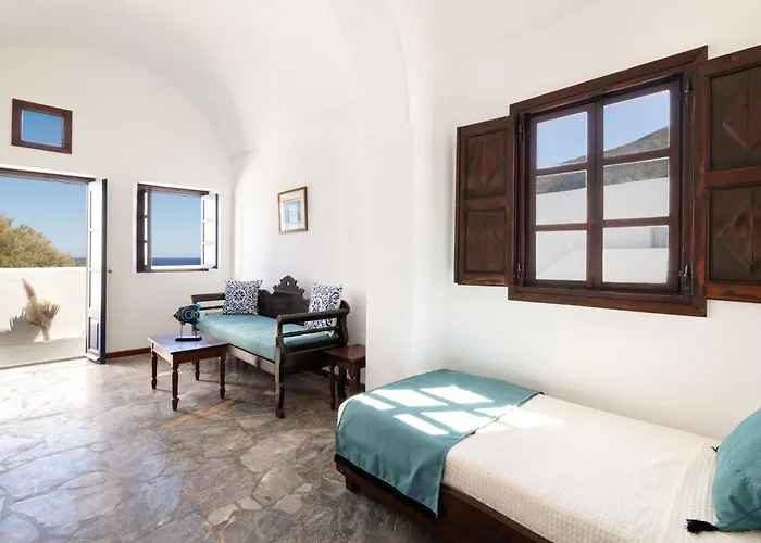 Delion Sea Kamari (Santorini)